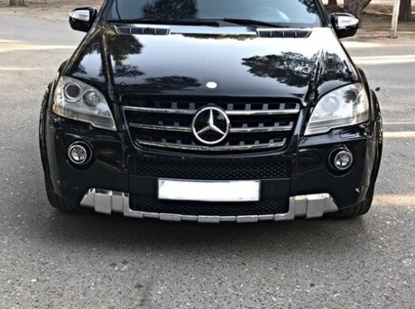 Mercedes ML 63 AMG