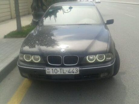 BMW 528