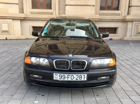 BMW 320