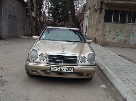 Mercedes E 230