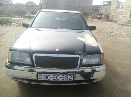 Mercedes C 180