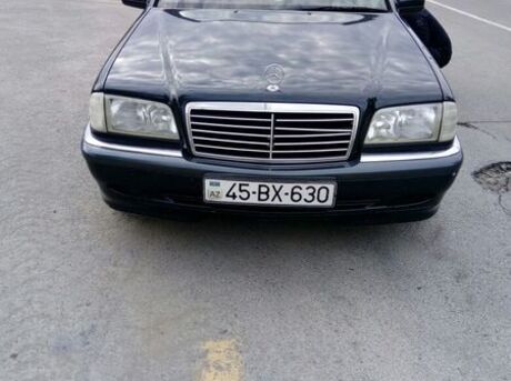 Mercedes C 180