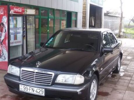 Mercedes C 180