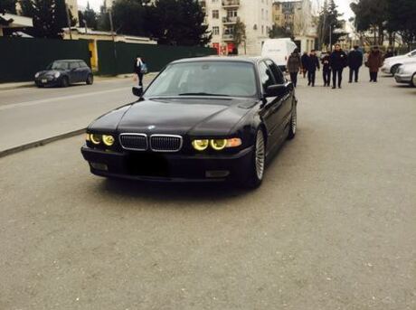 BMW 735