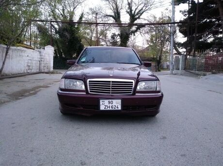 Mercedes C 240