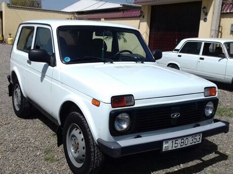 LADA (VAZ) Niva