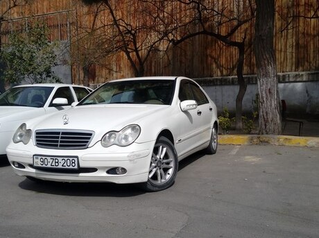Mercedes C 180