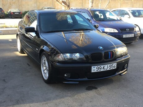 BMW 320