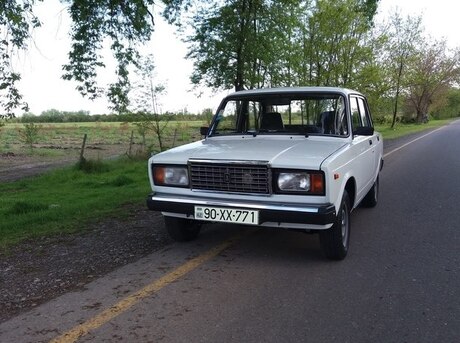 LADA (VAZ) 2107