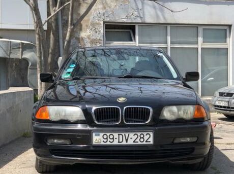 BMW 320