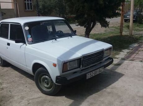LADA (VAZ) 2107