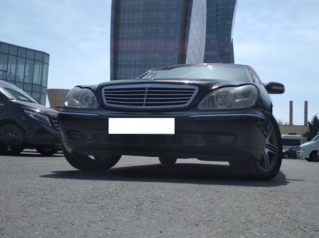 Mercedes S 320