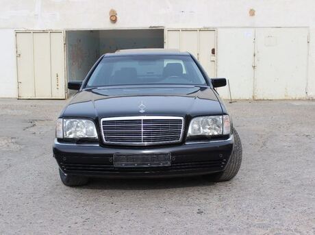 Mercedes S 320