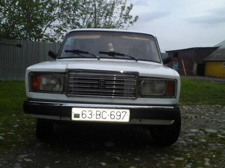LADA (VAZ) 2107