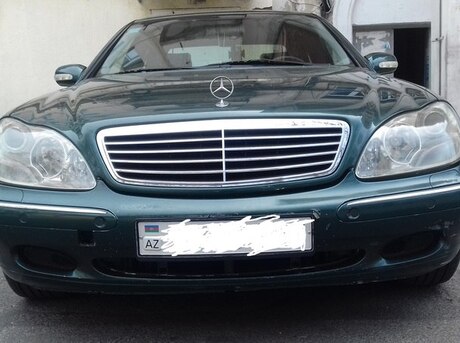 Mercedes S 320
