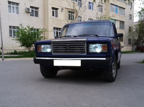 LADA (VAZ) 2107