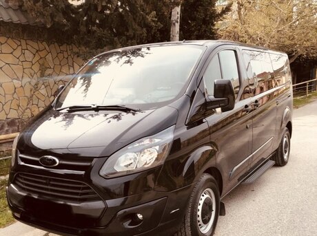 Ford Tourneo Custom