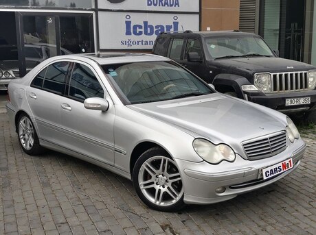 Mercedes C 240
