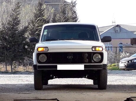 LADA (VAZ) Niva