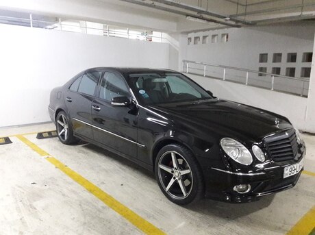 Mercedes E 200