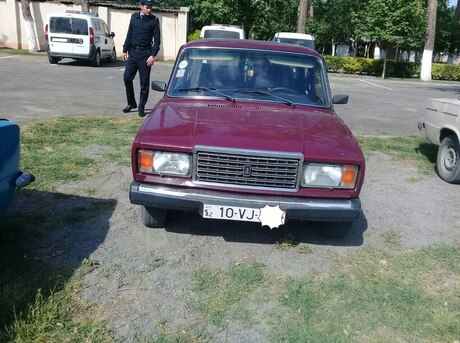 LADA (VAZ) 2107