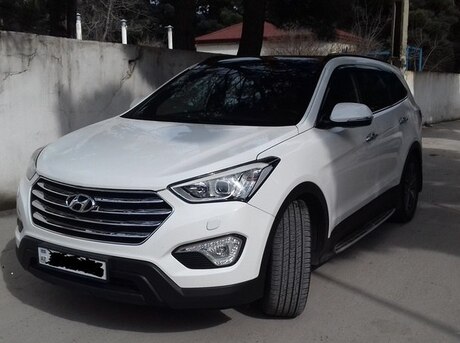 Hyundai Grand Santa Fe