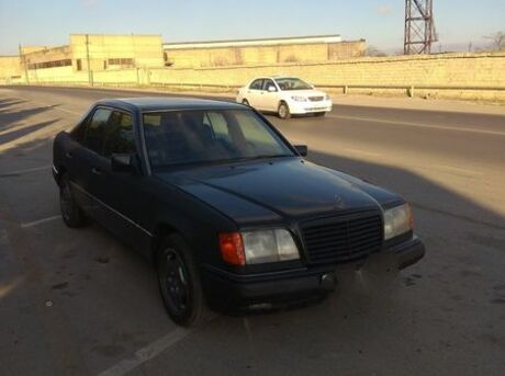 Mercedes E 220