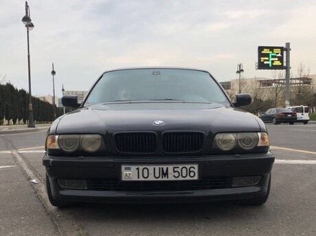 BMW 740