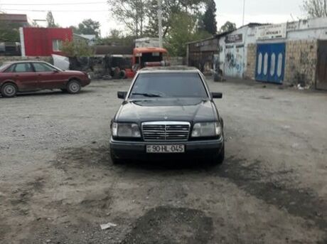 Mercedes E 300