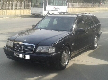 Mercedes C 180