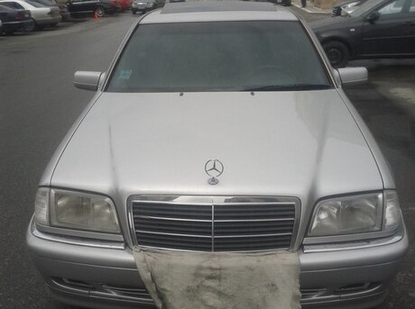 Mercedes C 180