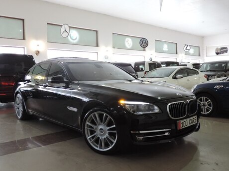 BMW 750