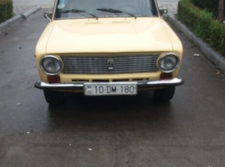 LADA (VAZ) 21011