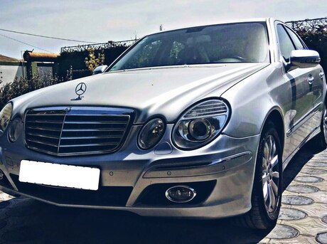 Mercedes E 280