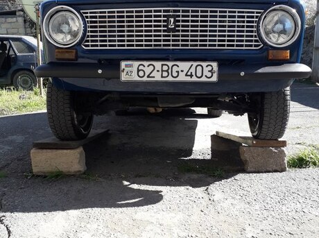 LADA (VAZ) 21011