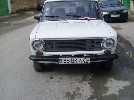 LADA (VAZ) 21011