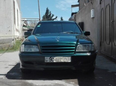 Mercedes C 180