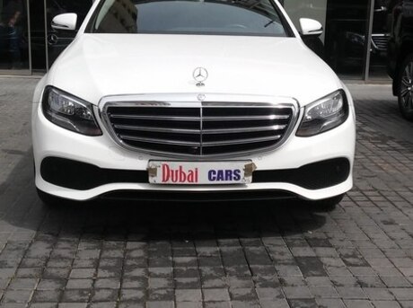 Mercedes E 220