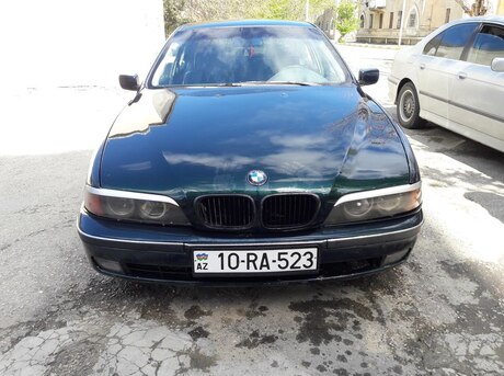 BMW 523