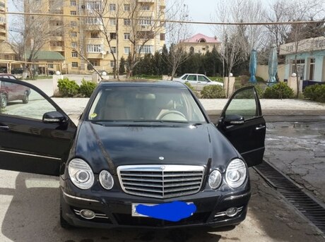 Mercedes E 220