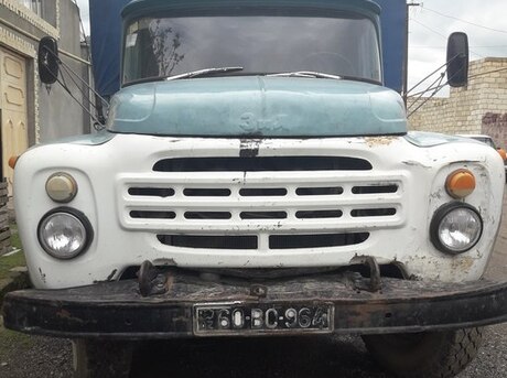 ZIL 130