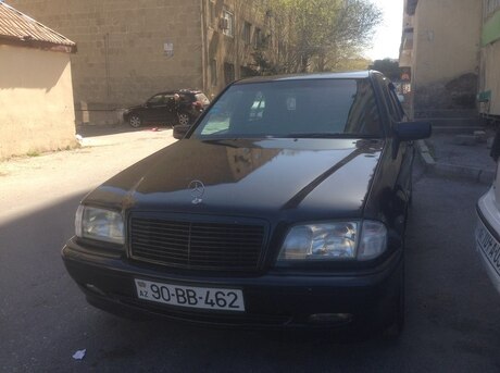 Mercedes C 220