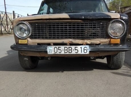 LADA (VAZ) 21011