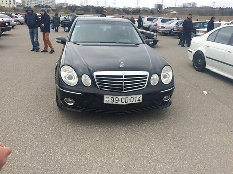 Mercedes E 320
