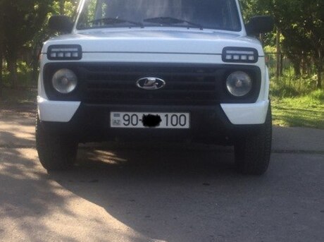 LADA (VAZ) Niva