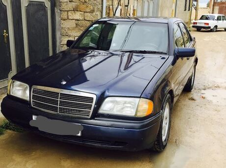 Mercedes C 220