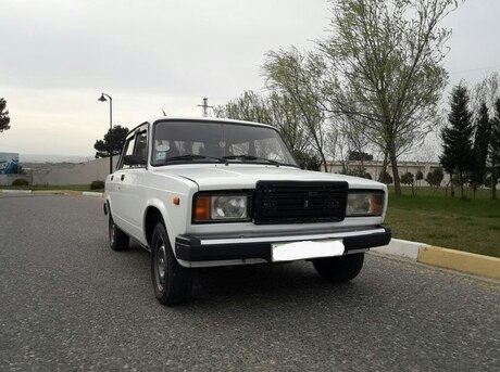 LADA (VAZ) 2107