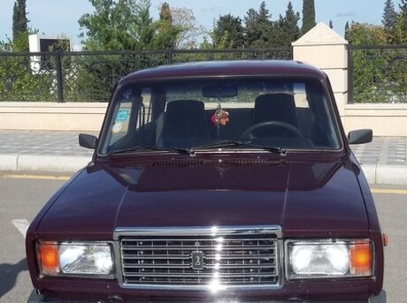 LADA (VAZ) 2107