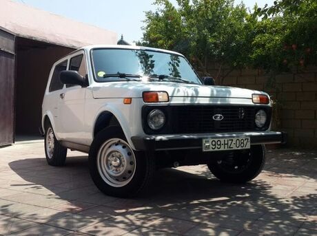 LADA (VAZ) Niva