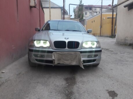 BMW 318